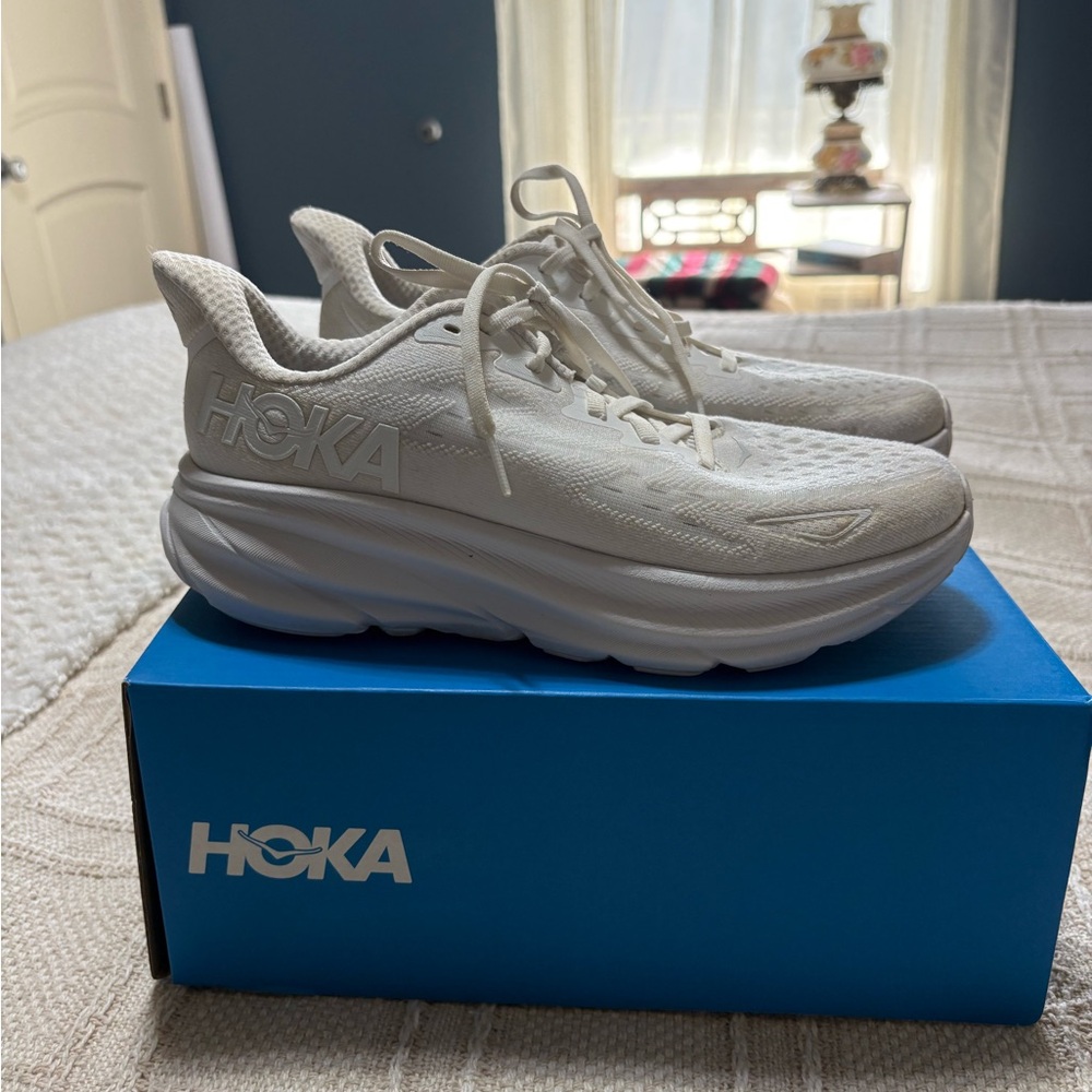 Hoka Women's Cream Athletic Shoes Clifton 9